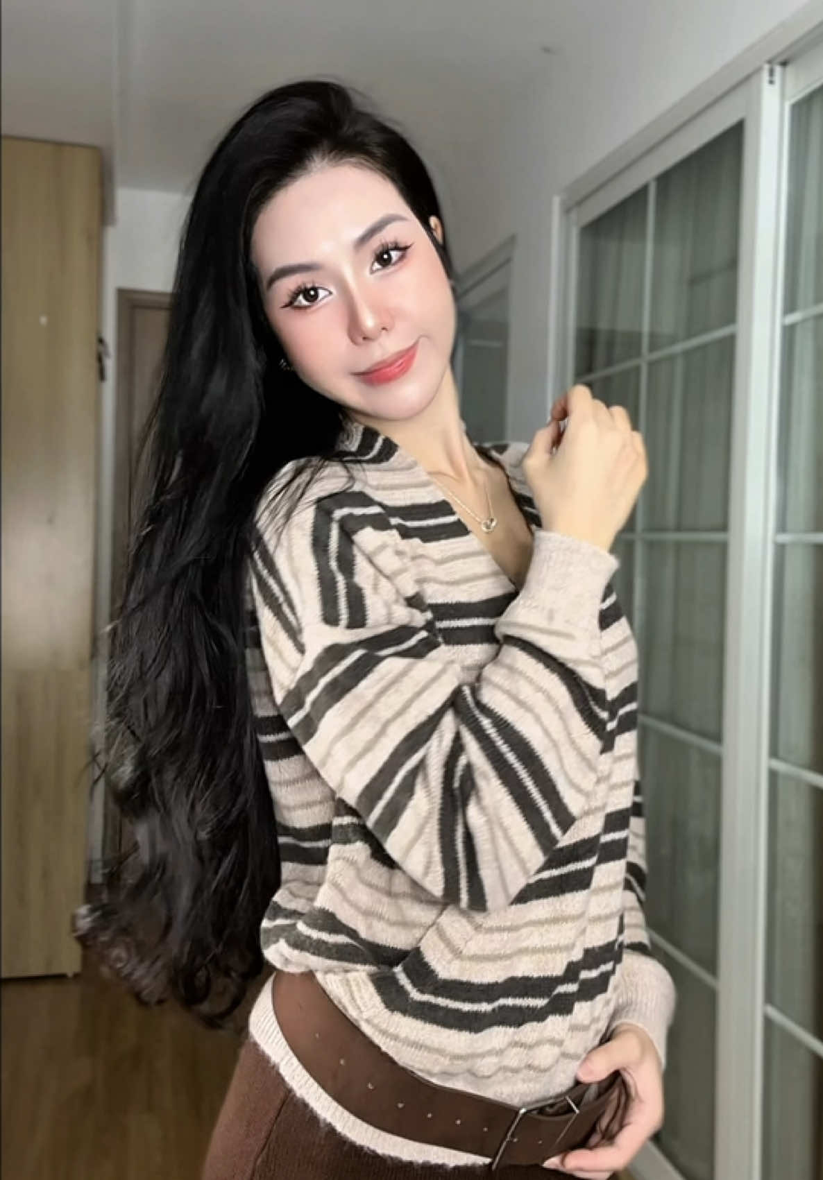 Anh ổn chứ ??#macdepmoingay #setboxinh #setdothudong #outfit #nguyenthuthuyyne 