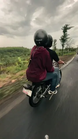 Maa suamikk😋#promomakanharian #rxkingindonesia #twostroke #twostrokeboyolaliutara #kedungombo 