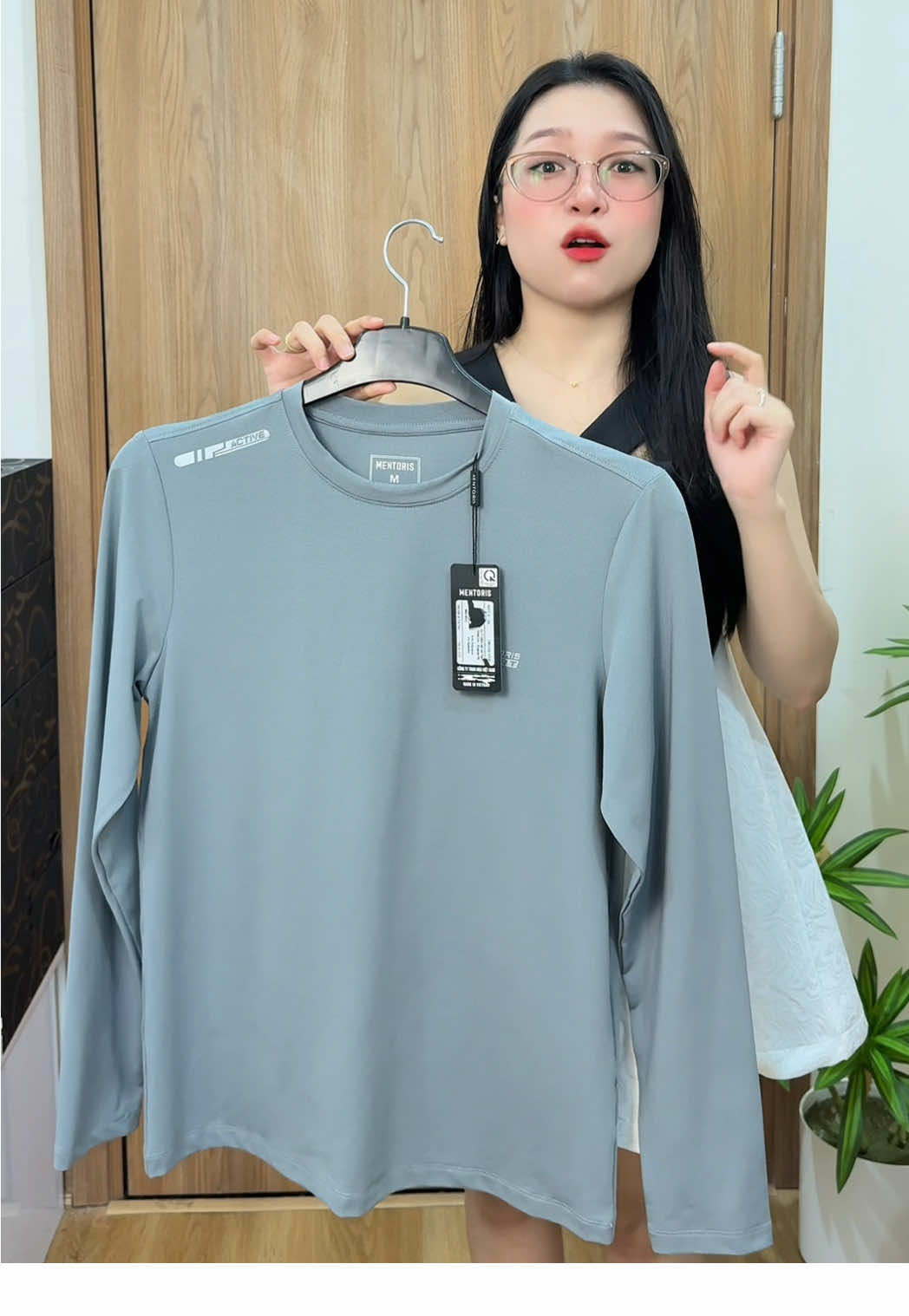 Áo giữ nhiệt Mentoris đẹp xịn lắm các a #OănĐồNam #Mentoris #aogiunhietnam 