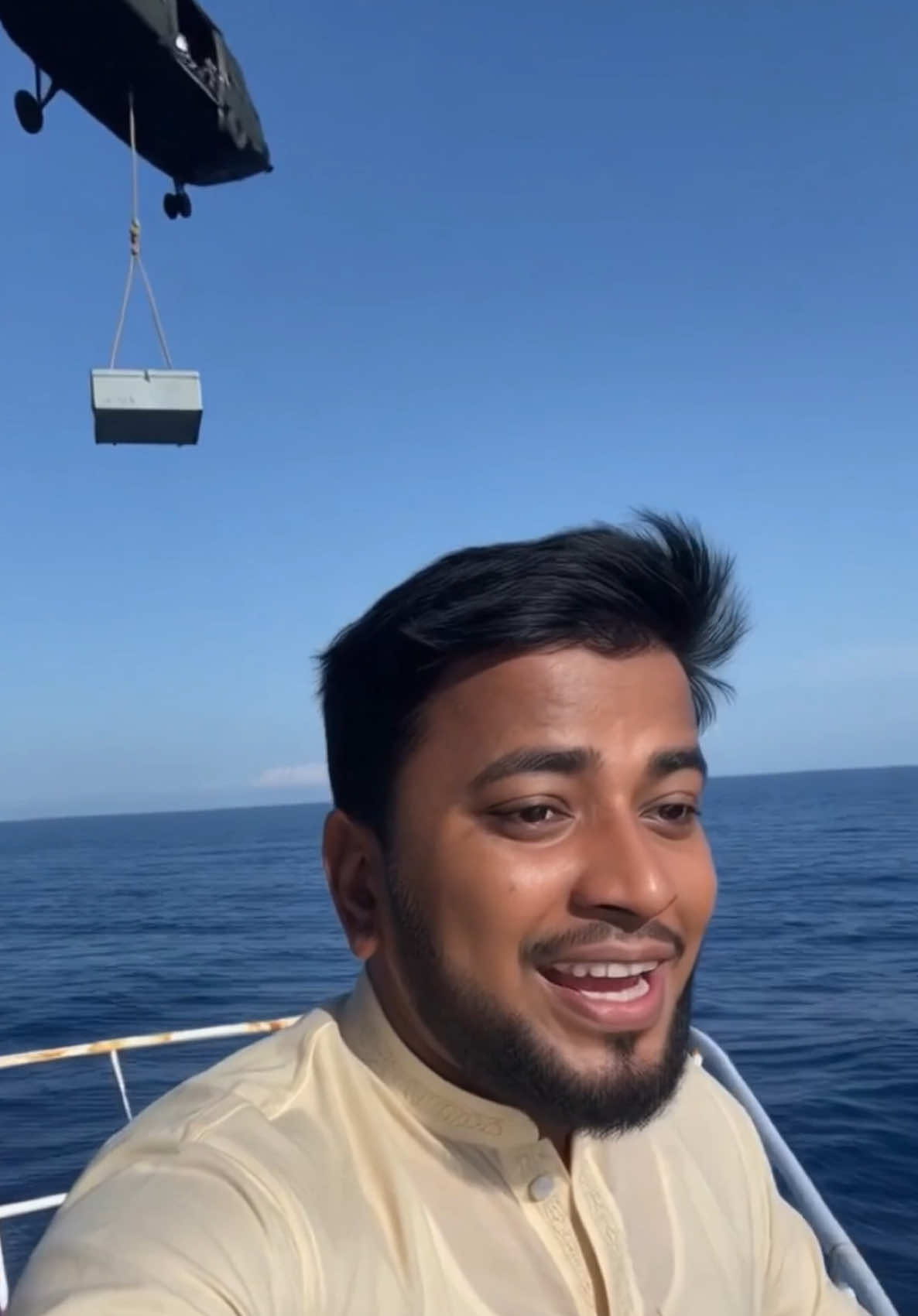 লাইট হাউজে হেলিকপ্টার আসলো আমাকে কিছু জিনিস দেওয়ার জন্য!!  #viralvideo #bdtiktokofficial #fyp #trending 