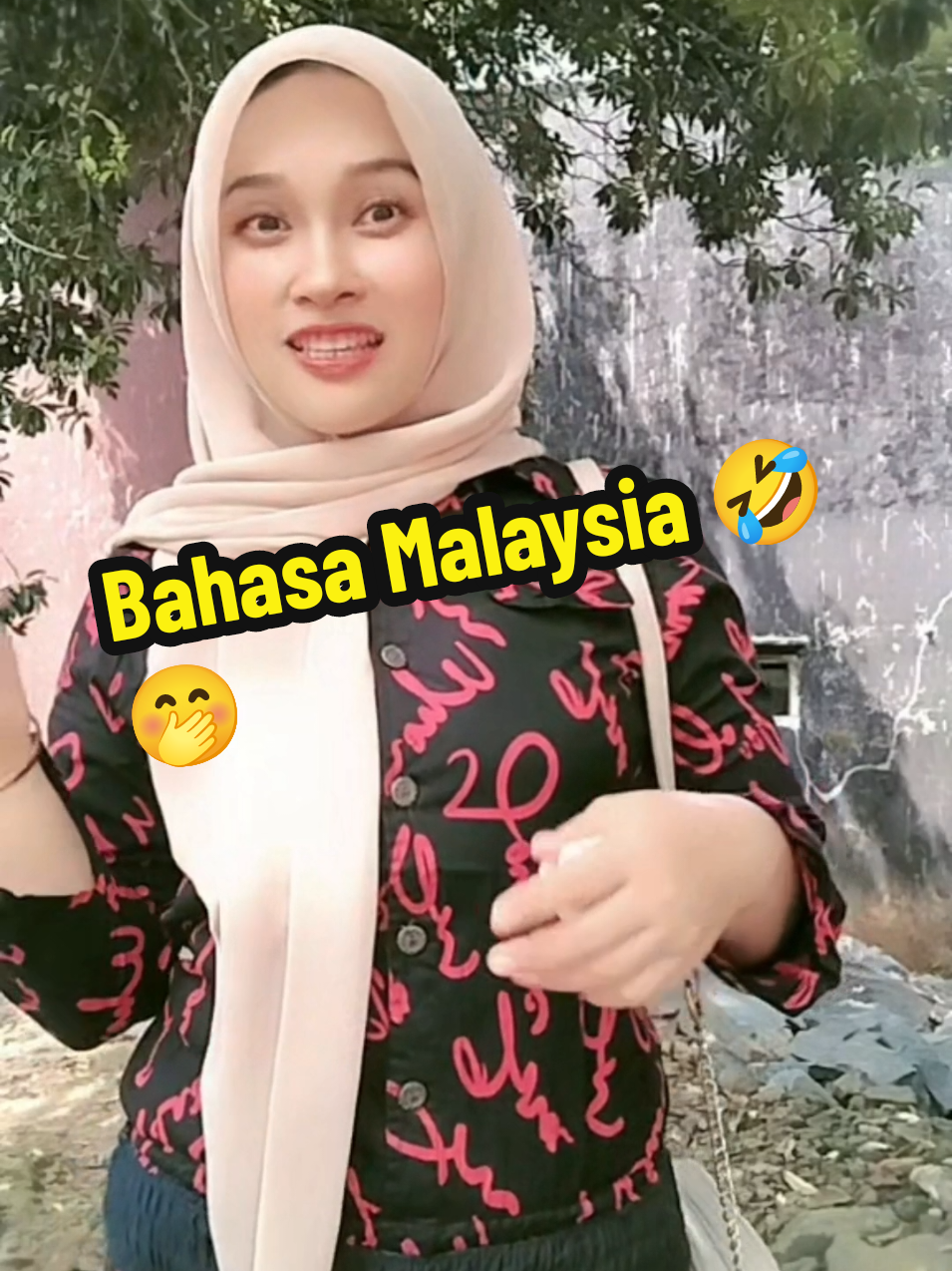 Bahasa Malaysia 🤣🤭#lucuk #lucu #Resinda 