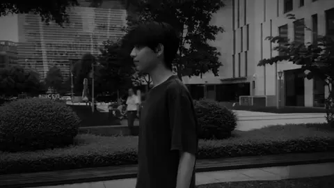 Đòi ôm anh chút được không#nhachaymoingay #tamtrangbuon💔 #xuhuongtiktok #musicbuon #lofi_lyrics 