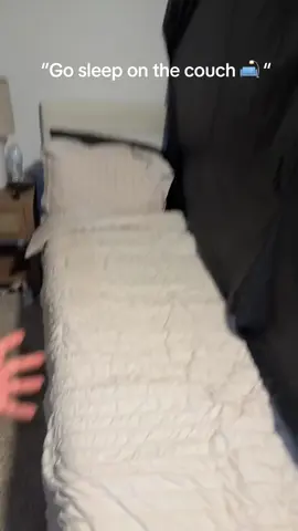 Nahhh this my bed too… I just like the couch 🙄🛋️🛏️ #BedSplit #Halfnhalf #share #divided #CouchBeef