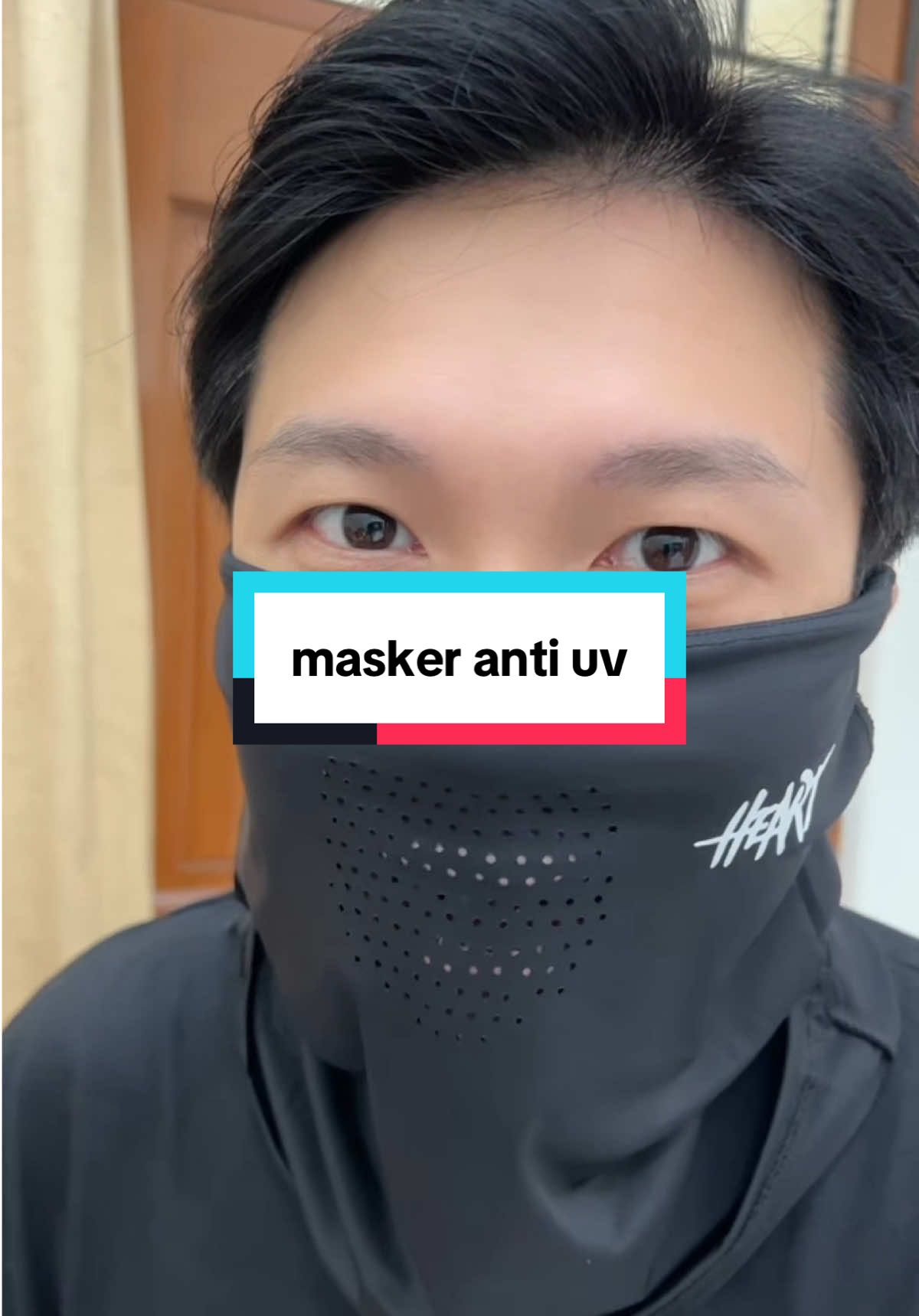 masker anti uv pelindung wajah sampai leher. cocok bener buat yang kegiatan outdoor dan motoran 😎 #maskerantiuv#pelindungwajahdarisinaruv#maskermultifungsi#maskerpelindungwajah#buffmasker  