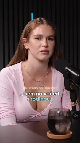 Zkrácená verze rozhovoru s tvůrkyní obsahu Inked Dory na YT a Spotify 🎙️ Celý rozhovor na herohero.co/cestmir a také na forendors.cz/cestmir #cestmir #cestmirstrakaty #rozhovor #podcast