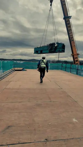 🪖🪖🔥🦺#kuli #anakrantau #bumbungmalaysia #bumbungmalaysia #kerjakeras 