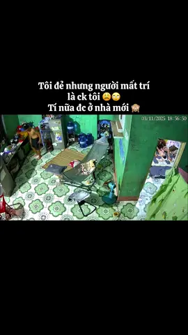 Chồng tui Bật bếp lên để vậy vô nc vs con gái xong nghe đt, cái nồi cháy hồi nào k hay biết gì luôn. Xém đc ở nhà mới mà chưa chắc đc ở hay tháng về 2 lần nữa kìa 😩