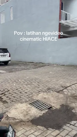 Wuhh apik e iki lek warna e biru dongker!! #NahwaTravel #TravelMalangJuanda #latihannyetirmobil #TravelMurah #hiacepremio 