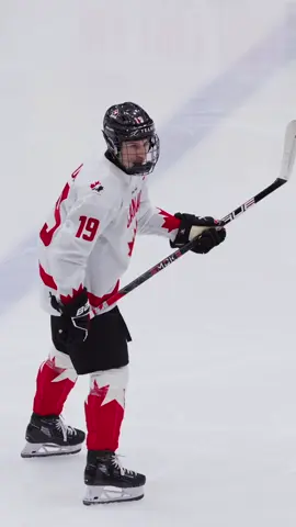 Canada's top line delivered under the lights Sunday night. Maddox Shultz and Liam Pue took over against Sweden.  Both finding the back of the net and setting the pace all game long. #U17Worlds #TeamCanada #HockeyCanada #MaddoxShultz #LiamPue 