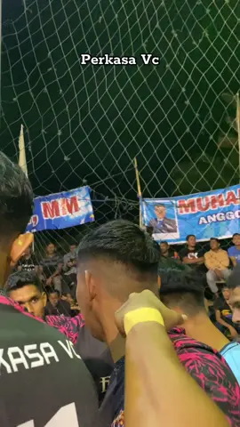Skuat mewah perkasa Vc