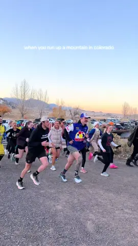when you take run club to north table on Halloween  🎃 🏔️  #runclub #denverrunclub