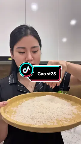 Gạo ST25 dẻo thơm ngon cho mọi nhà đây ạ #lailanhungday🥰 #gaost25 #gaost25luatom #gaongon #gaost25huuco 