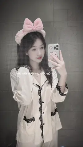 Em mặc váy rồi..anh qua chưa?#flypシ #viral #xuhuong 