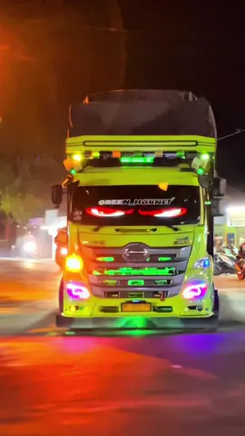 #fyp #greenhornet #RMTgroup #stylesumbar #hino500 