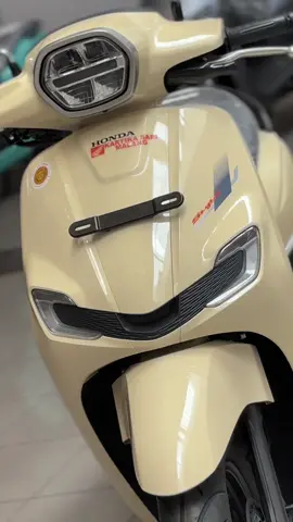 Honda Stylo 160 Cbs Cream ✅ Tunai  ✅ Kredit dp mulai 1 jtaan ✅ Angsr Ringan ➡️ PERSYARATAN HANYA KIRIM FOTO KTP & KK *ASLI DOMISILI MALANG JAWA TIMUR* (Proses dari rumah) ➡️ Bisa TUKAR TAMBAH Motor yang Lama ( All Merk)  Hubungi ☎️ FARID Kartikassri Malang ( pasar besar ) Tlp/Wa https://wa.me/6285706379931 #HondaStylo160 #HondaMalang #HondaMalangRaya #HondaKartikasariMalang #HondaMalangMurah 