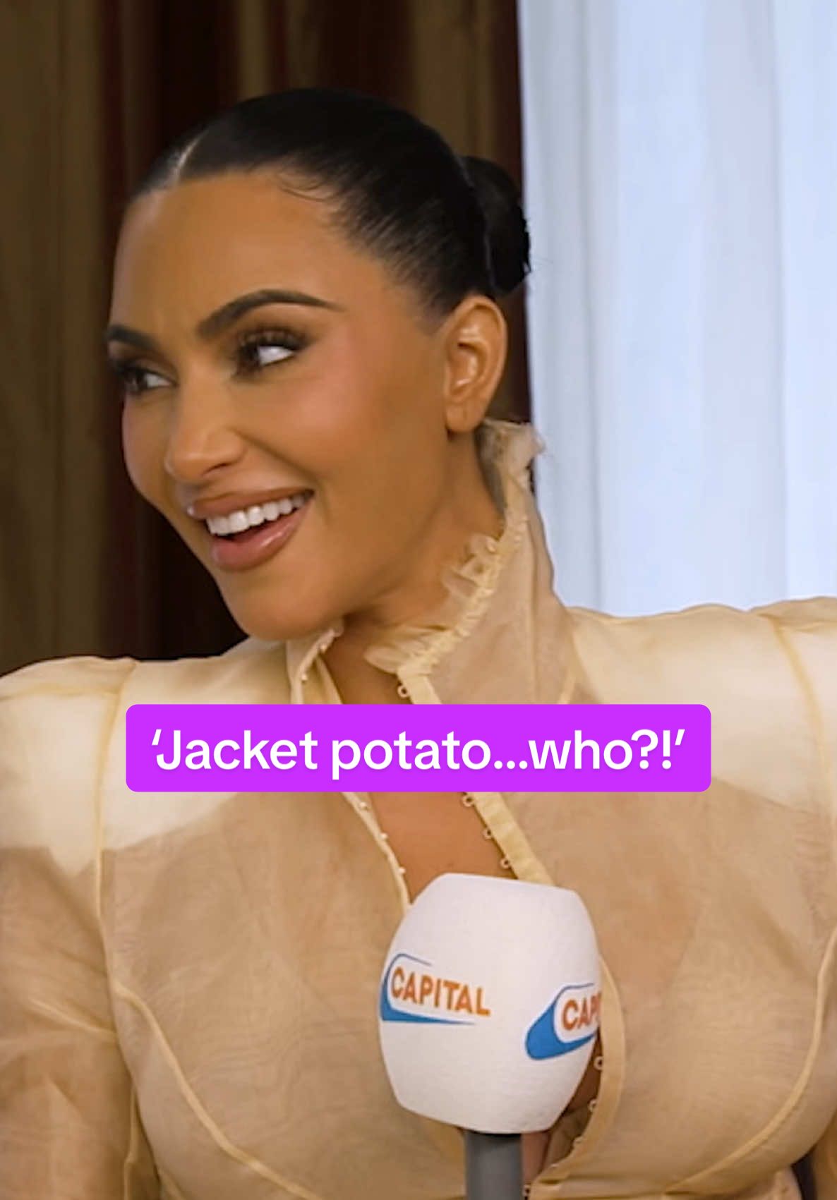 Quote of the year: ‘jacket potato who?!’ 🤷‍♀️ #kimkardashian #jacketpotato #grimegran #sarahpaulson #allsfair 