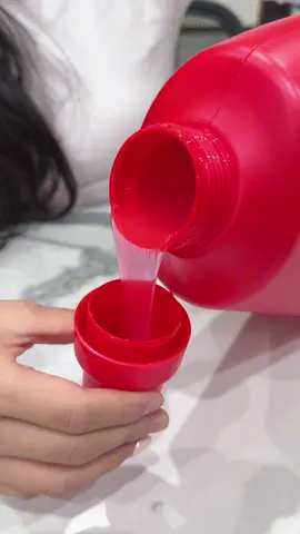 Nước giặt xả đậm đặc hương nước hoa thơm sang lưu hương dài lâu #nuocgiat #nuocgiatxa #xuhuong 