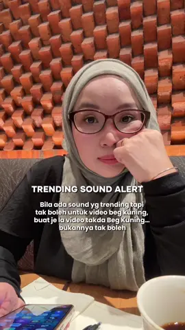 Antara cara untuk bantu naikkan view/sales, beg kuning.  Moga membantu  #soundtrending #trendingsound #TikTokTips #wfsufina 