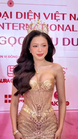 Hoa Hậu Kiều Duy đã xuất hiện tại buổi Send Off #lauracoffee #hoahaukieuduy #xuhuong 