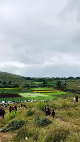 #အလည်လာခက်ပါ#ဗျိုက်တောင်view😍 #လူတေစည်နေရောဘဲ😅 #❤️love🌷 