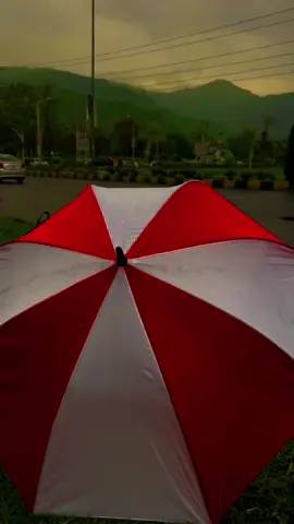 Happy rainy day ☔️❤️‍🩹🥰#islamabad #fouryoupage #tiktokoffical #greenpakistan⚘🇵🇰⚘ #standwithkashmir 