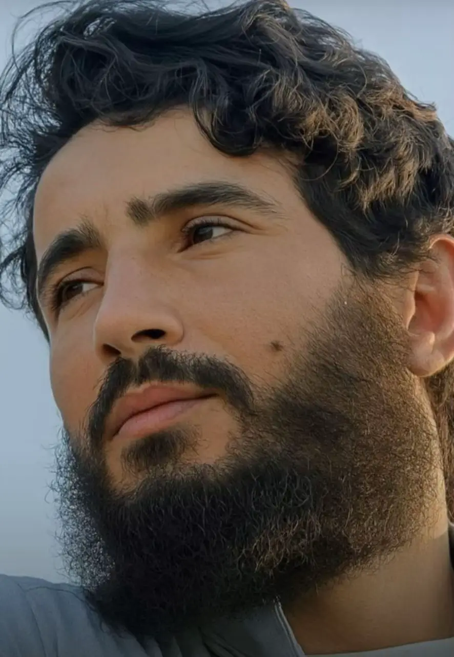 اللهم اجعله في نعيم لا ينفذ و أُنس لا ينضب  و هناء لا ينقطع  اللهم اغشه بفائض رحمتك وأكرمه بعفوك ورضاك و مغفرتك وأكتب له الجنة دار راحة ومستقر