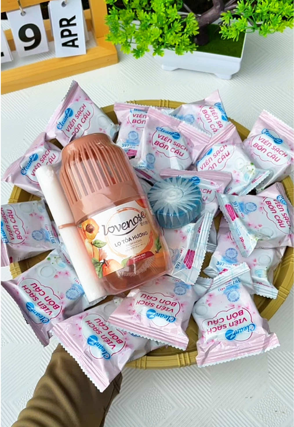 Viên thả bồn cầu Clean Z khử mùi khử khuẩn #vienthaboncau #vienthaboncaucleanz #khumui #dogiadung #fyp 