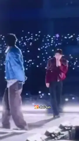 Jk suka banget godain Jin hyung  😆🥰 #jin #jungkook #jinkook #fyp #fypシ゚ 