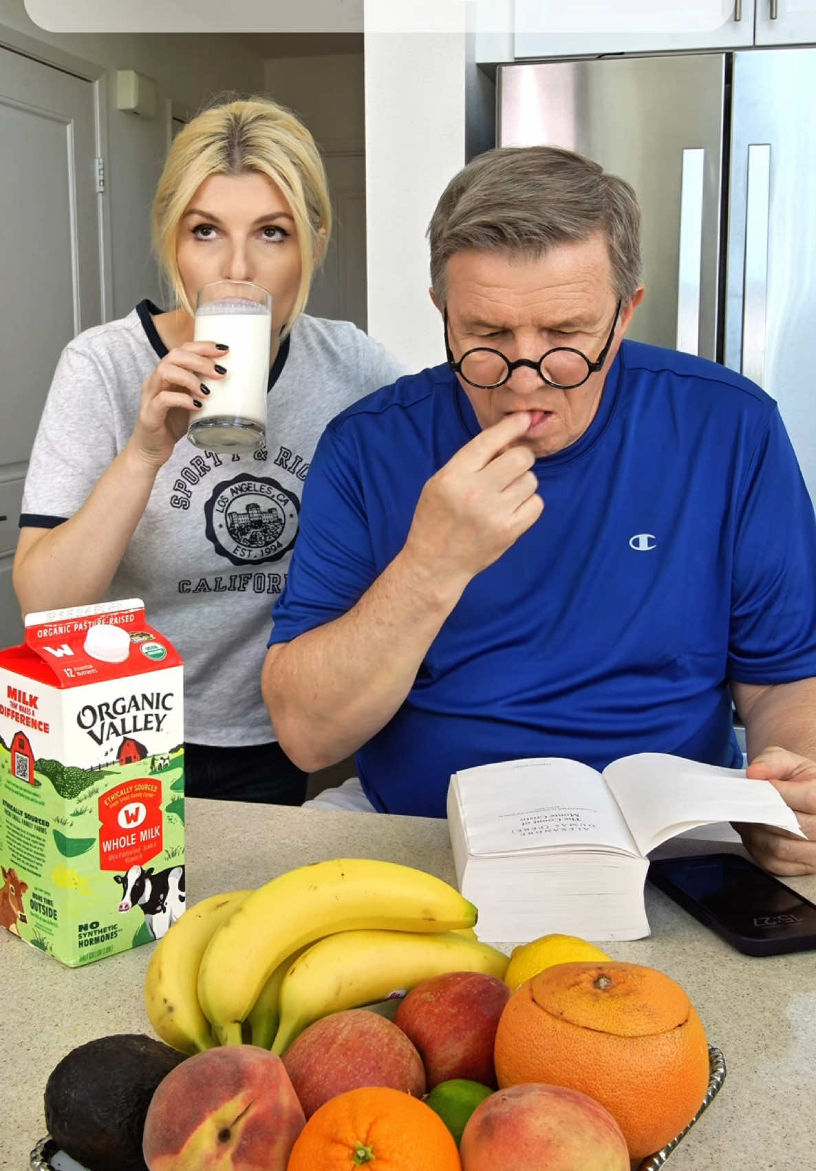 He always has a backup plan 🤯🍺 #funny #comedy #funnyfamily #beer #usa_tiktok 