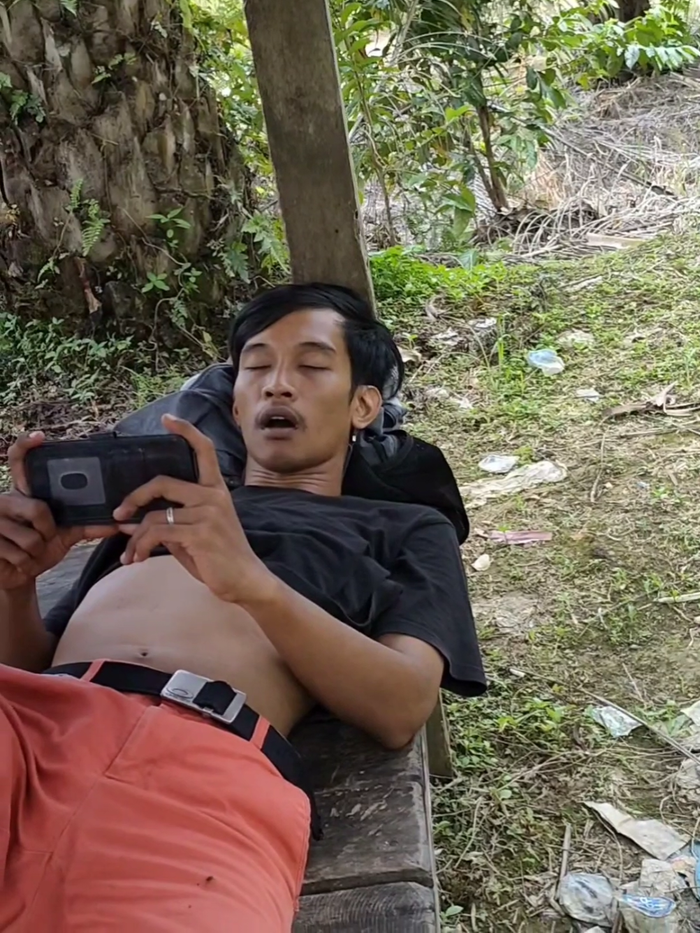 bangun² jadi artis 🤦