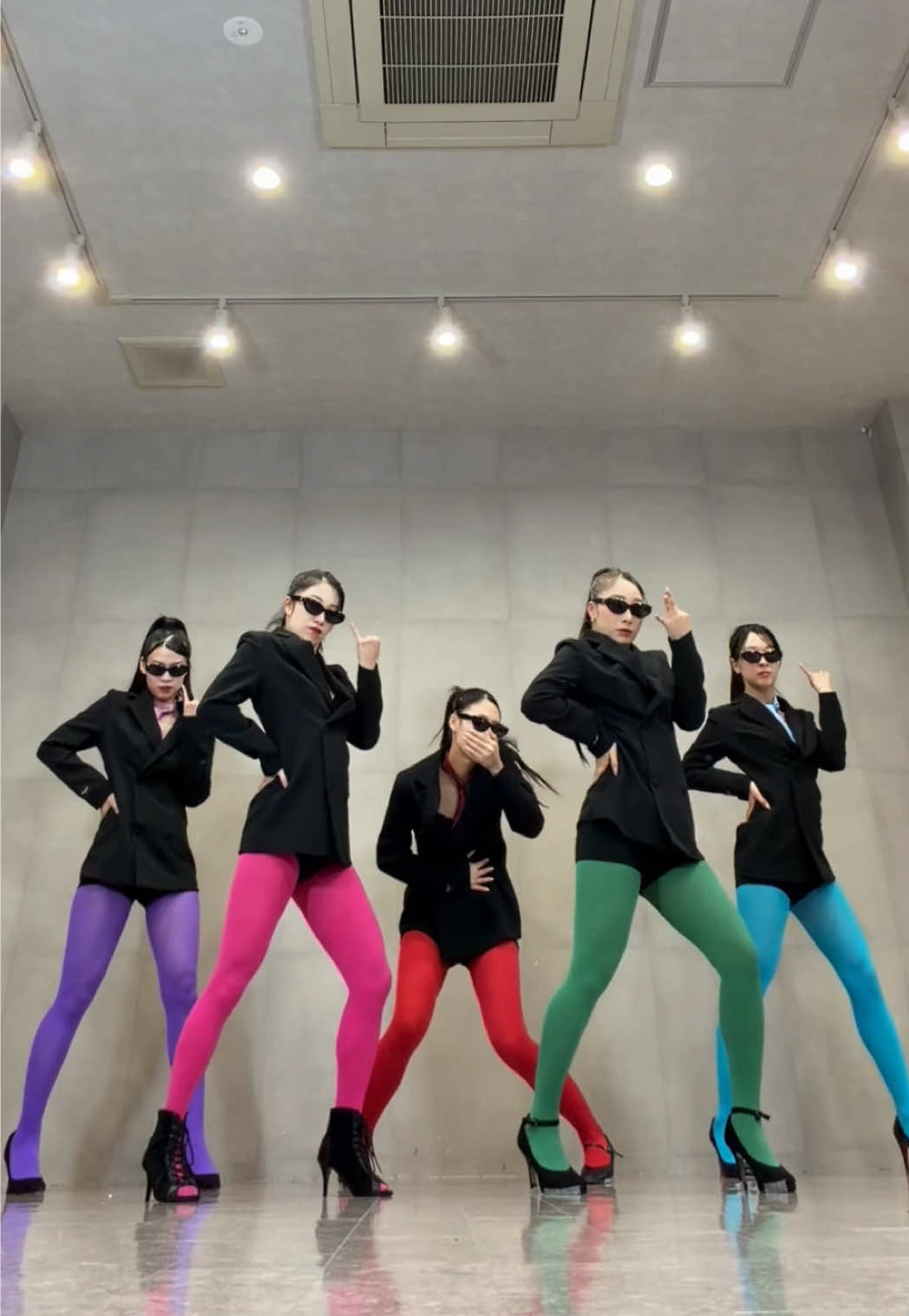 Eat it up🍝🍴 @LE SSERAFIM ❤️‍🔥✨ #lesserafim #spaghetti #dance #レンジャー界隈 #舞踏 