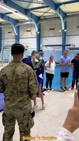 Soldiers coming home and surprise their family ❤️#military #viral #feelings #Love #soldier #welcomehome 