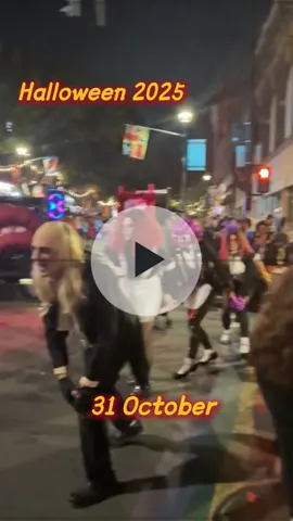 Thriller Dance - Michael Jackson - 2025 New York Halloween Parade 🎃🧟‍♂️#thriller #thrillerdance #halloweenparade #newyorkcity #halloween