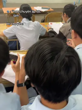 Chơi ff để giỏi tiếng anh🫰🏻#LearnOnTikTok #chuyenlequydondanang #freefire #xhhhhhhhhh 