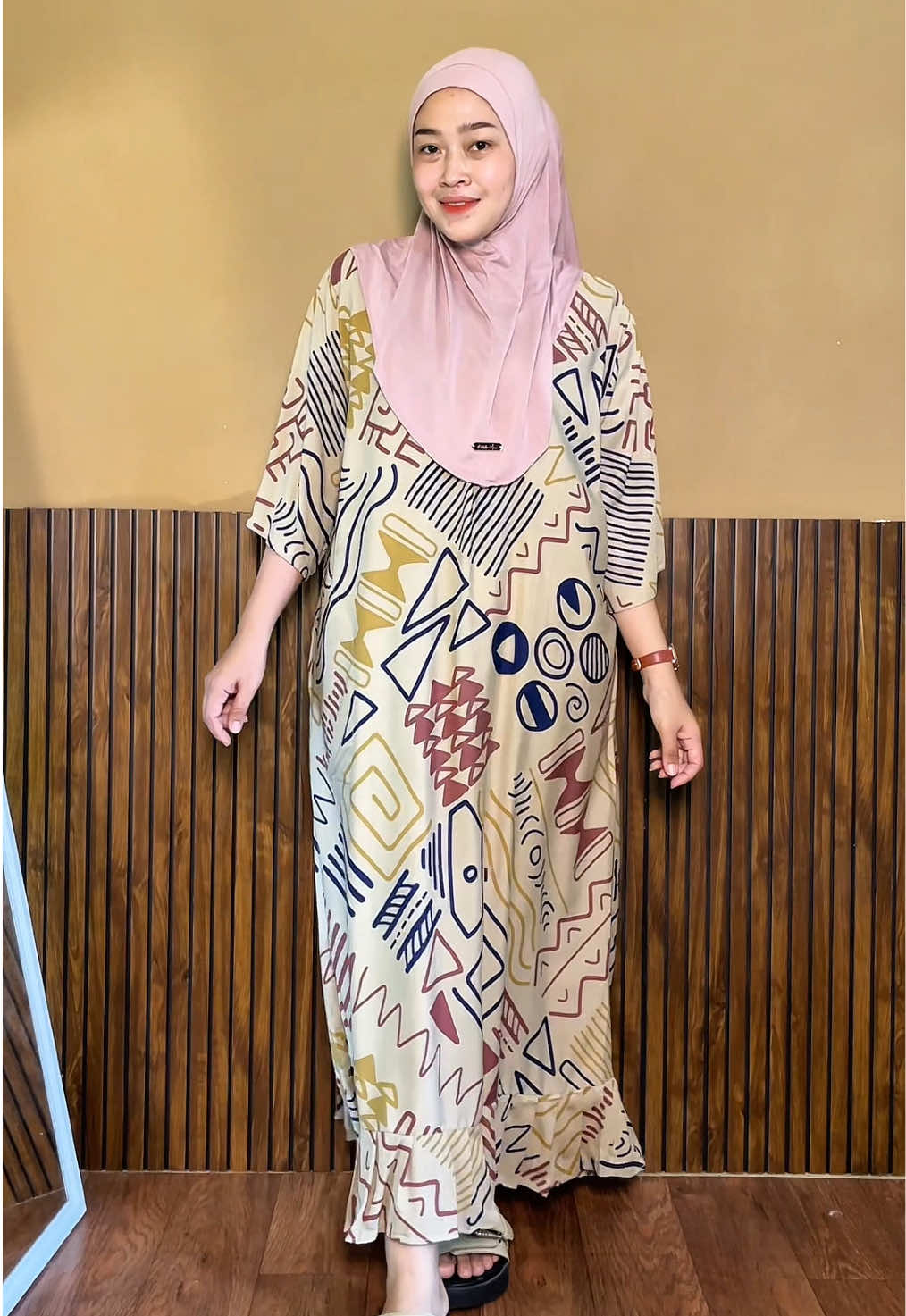 dastermidi motifnya cantik. bahan rayon bund. ldnya 120cm ya bund #dastermurah #dasterviral #dasterkekinian #dasterrayon #dasterbusui 