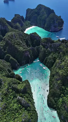 #thailand🇹🇭 Maya Bay and Pileh Lagoon, Phi Phi Island Trip🌴☀️#phuket #phiphiisland #tiktokviral #america 