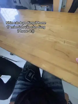 iPhone 4 hết thời chưa#xuhuong #iphone 