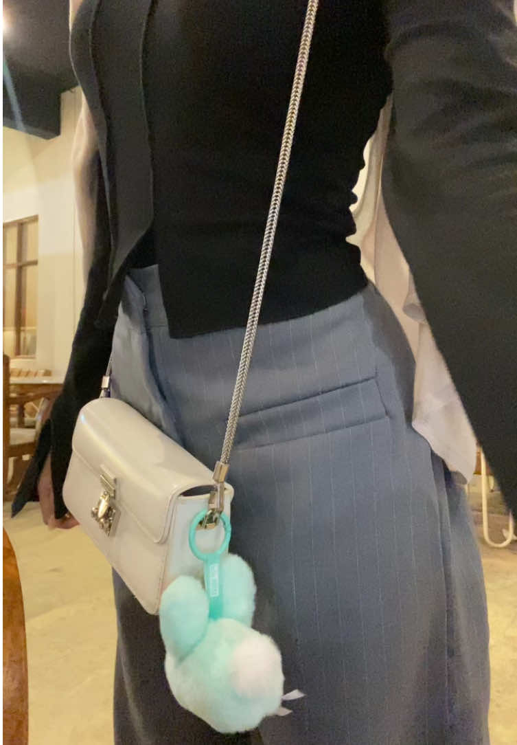 #ootdhijab #outfitideas #outfitinspo #pants #stripedpants 