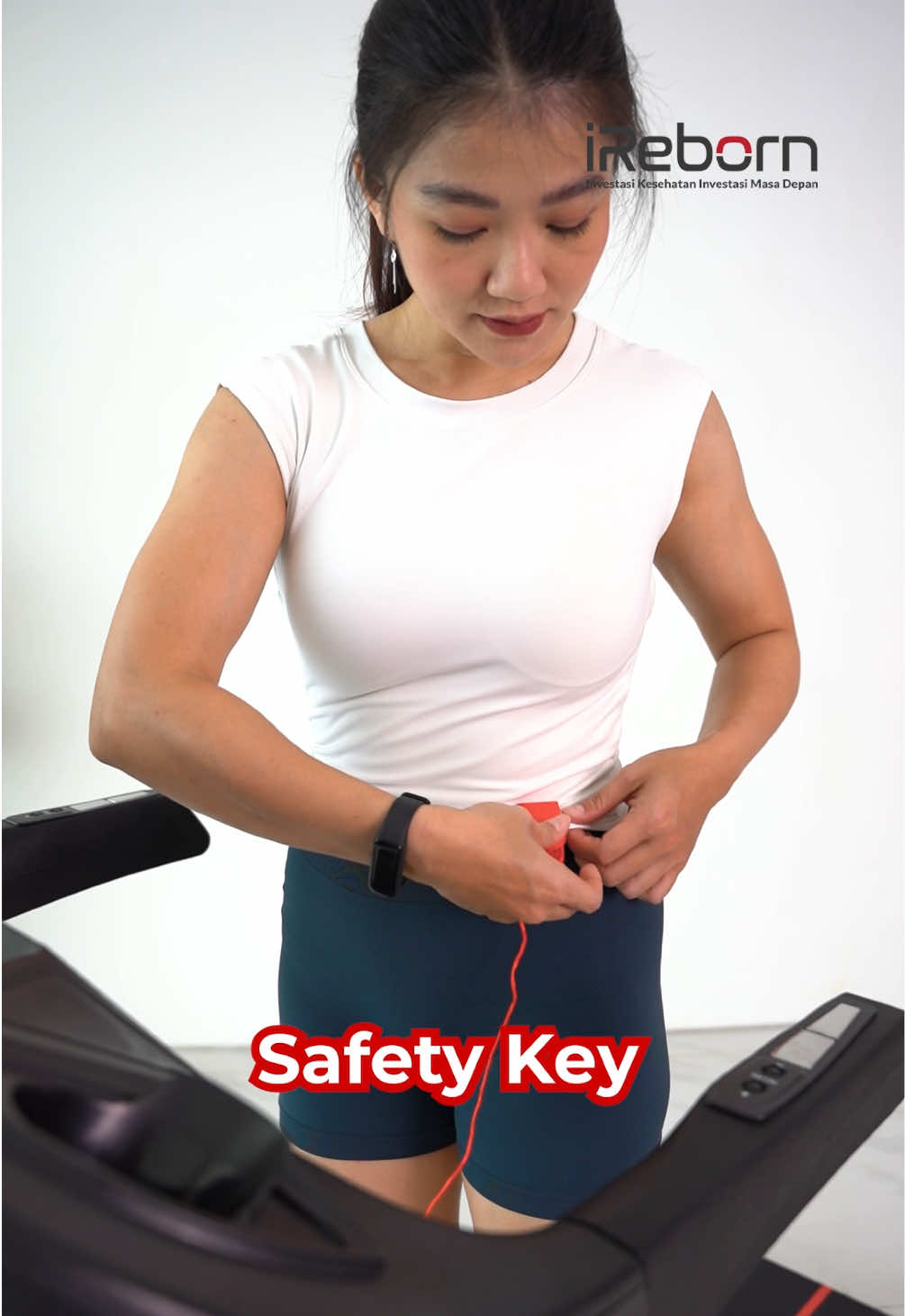 Upgrade your run with the new Paris Pro!🏃‍♂️ Dengan LCD yang lebih lebar dan 16 auto program untuk variasi latihanmu 💪 #ireborn #treadmill #olahragadirumah #autoprogram #promoguncang1111 