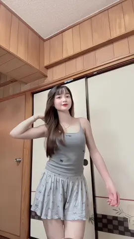 Quần nhăn quá 😌 #nhatban🇯🇵 #Hưn_không_biết_nhảy #viral #dance 