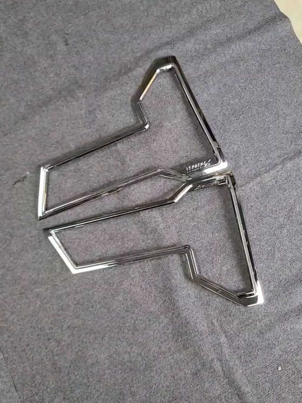 ốp viền đèn cho xe #xpander chuẩn xe có sẵn keo lắp đúng phom theo xe