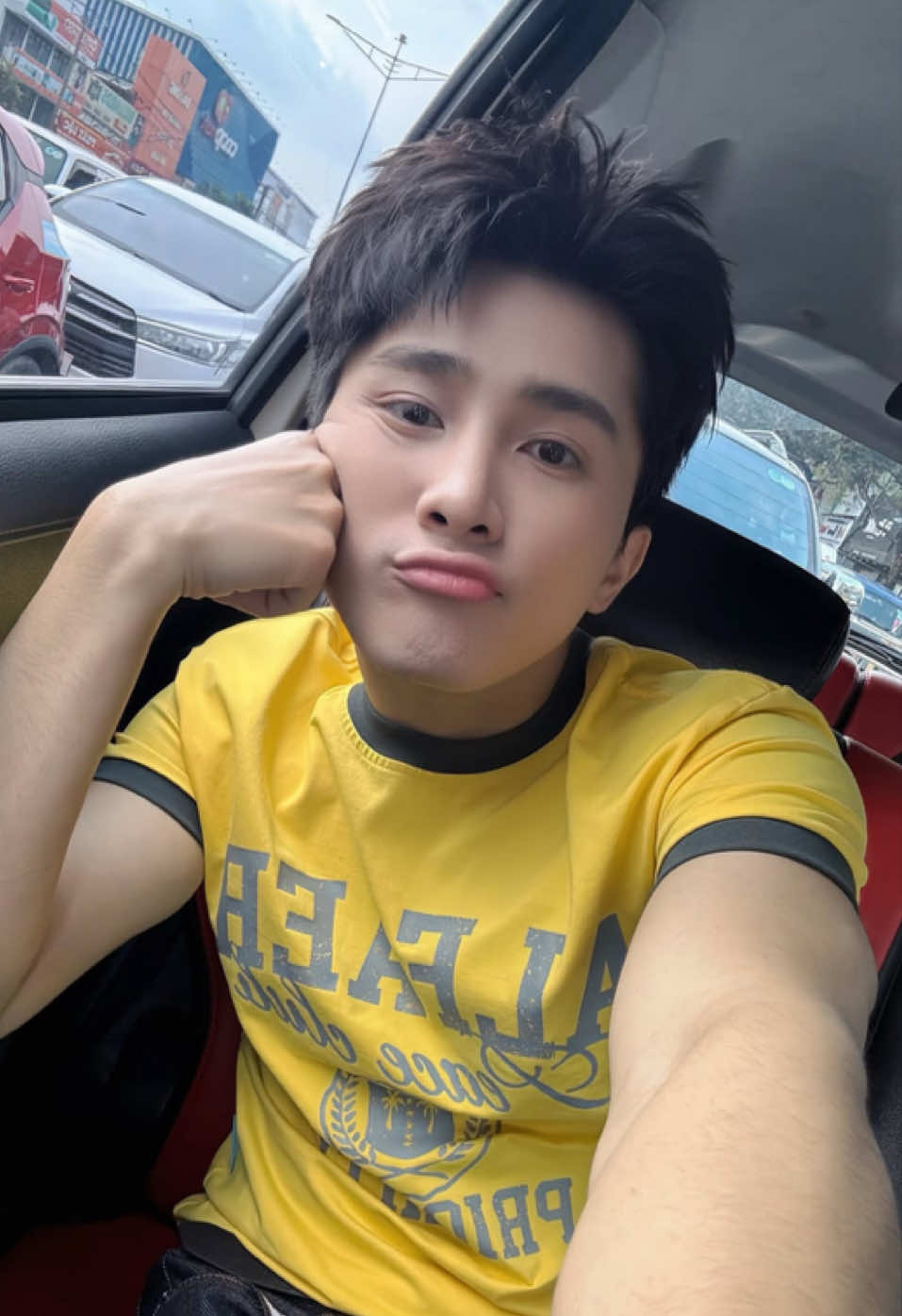 Em bé 2k1 Sơn.K tới ròi đâyyyy🤏😗 #SonK #AnhTraiSonK #AnhTraiSayHi2025 #fyp 