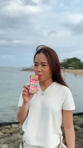 NutriSari jambu biji lebih rendah gula, nyegerin dan banyak vitaminnya! 