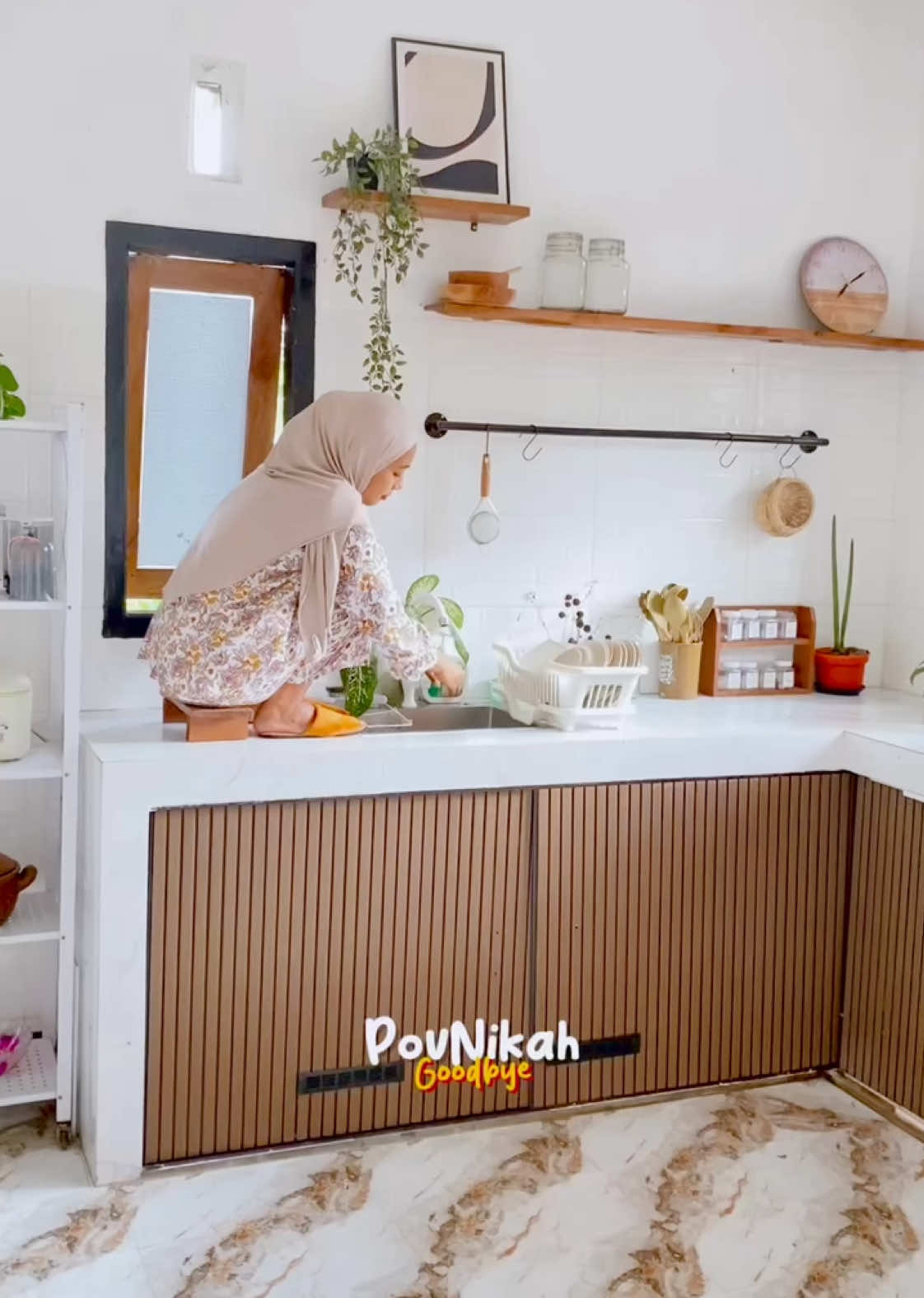 Hihi bebas ya mbok 😂 #dapur #dapurminimalis #dapurestetik #omahpucuk #rumahminimalis 