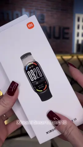 ✨ Xiaomi Smart Band 10 — стиль, технології та комфорт у кожному русі! 💖 Новий фітнес-браслет у ніжно-рожевому кольорі стане вашим незамінним помічником щодня 💪 🕒 До 21 дня роботи без підзарядки 📞 Дзвінки та оповіщення: SMS, соцмережі, пошта, календар, виклики 🎵 Функції: 	•	Прослуховування музики 	•	Відстеження сну та активності 	•	Розумний будильник 	•	Крокомір, пульсометр, компас та багато іншого 🌈 AMOLED-дисплей 1.72” із загартованим склом 📱 Сумісність: iOS та Android ⚙️ HyperOS 2.0 | Bluetooth 5.4 💸 Ціна: 2499 грн Будь у ритмі життя зі стилем — обери Xiaomi Smart Band 10 🌸 #Xiaomi #SmartBand10 #ФітнесБраслет #Гаджети #Тренди  