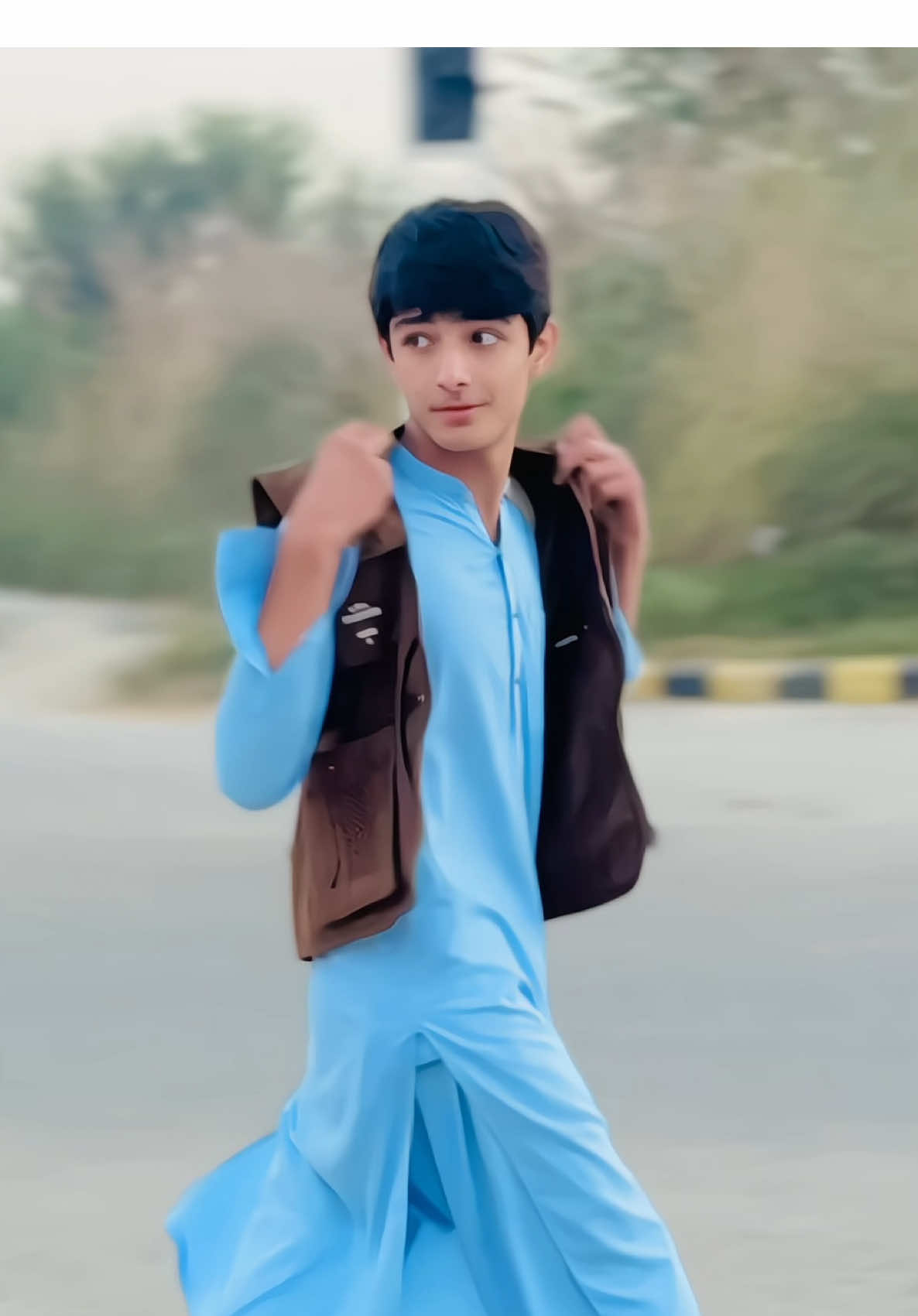 GeO ❤️‍🩹🥀👀. 🥵 #treanding #fypシ゚viral🖤tiktok #viral_video #unfreezemyaccount #muradking433 @TiktokPakistanOfficial 