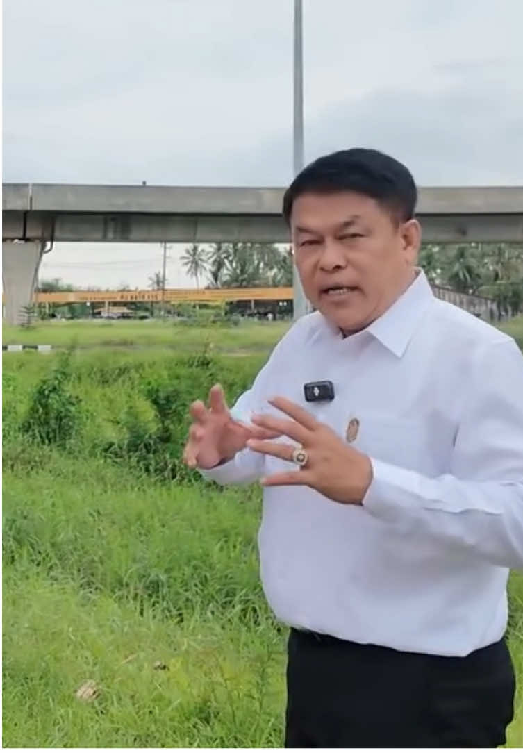 บางคนลงพื้นที่ทุกวัน ตากแดดทำงานให้ชาวบ้านแต่กลับโดนคนในห้องแอร์นั่งจับผิด ปล่อยข่าวโจมตี     พอถึงเวลาสร้างจริง กลับไม่เห็นใครลงมือทำซักคน #สงขลา #สงขลาต้องโปร่งใส #นายกสุพิศ #อบจสงขลา 