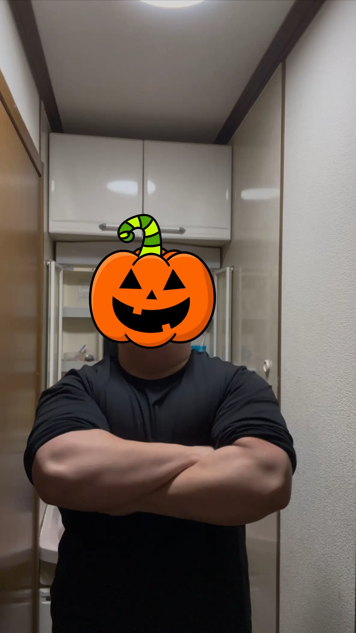 前腕が40cm近くあるから上腕が服着たら小さく見えますけど上腕も49ぐらいあります！🫡 #fyp #雰囲気 #筋トレ #格闘技 