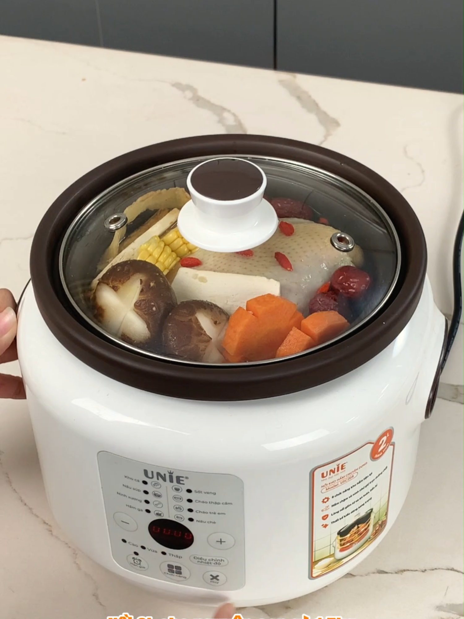 Món gà hầm mà rút được cả xương thế này thì đúng siêu đỉnh #unie #unievietnam #usc208