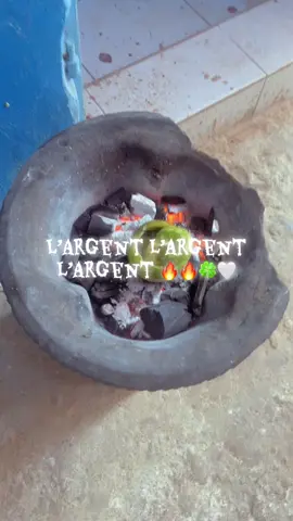 L’argent l’argent l’argent 🤍💯🍀#viralvideos #viraltiktok #tiktokbeninois🇧🇯 